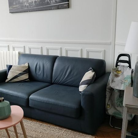Appartement Avec Belle Vue Sur La Place Du Martroi أورلييو المظهر الخارجي الصورة