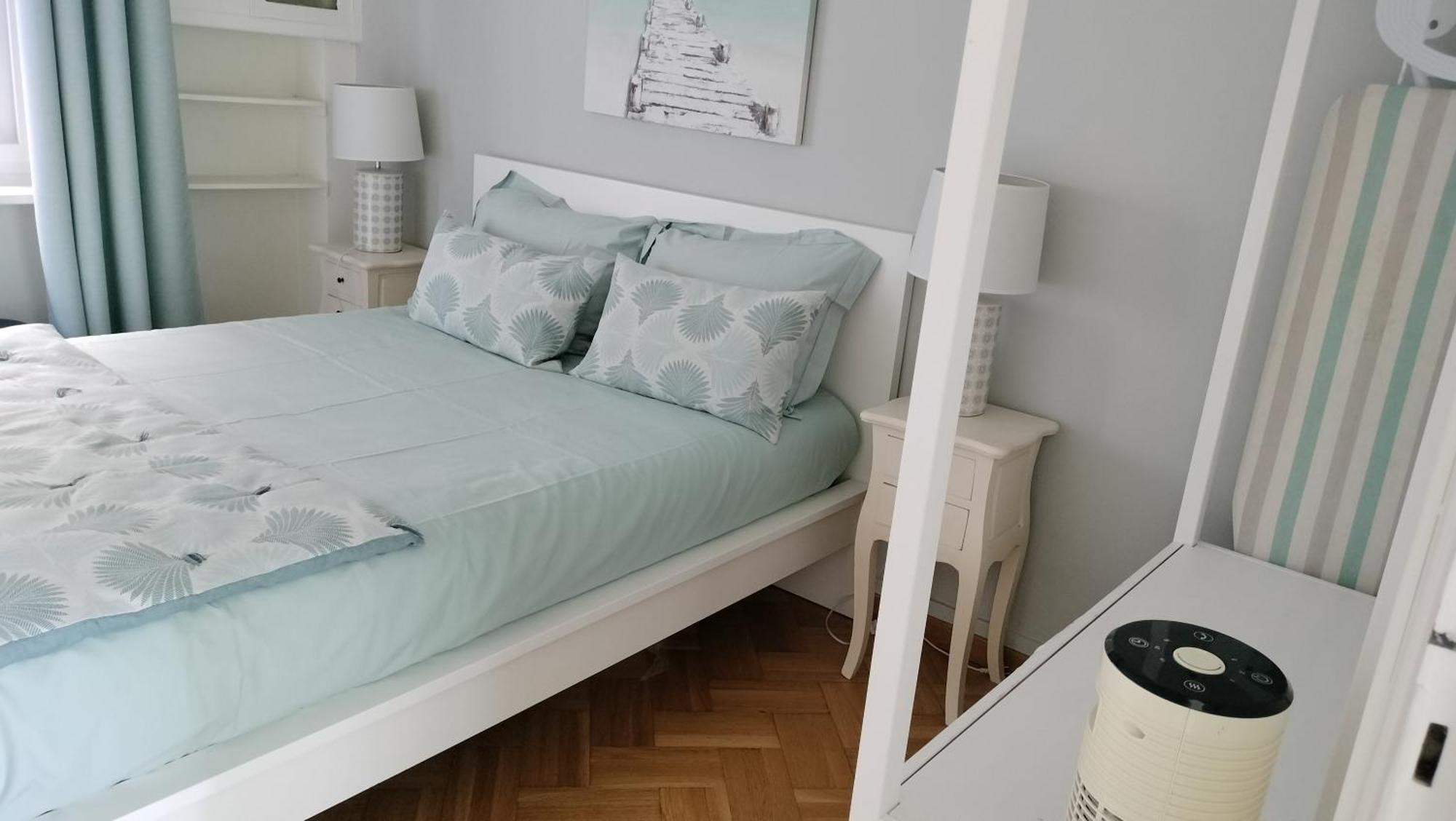 Appartement Avec Belle Vue Sur La Place Du Martroi أورلييو المظهر الخارجي الصورة